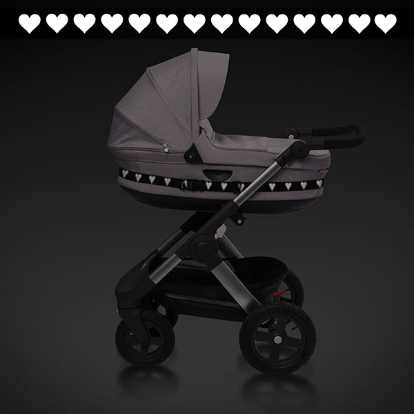 Atšvaitas - dirželis vežimėliui „Širdelės“