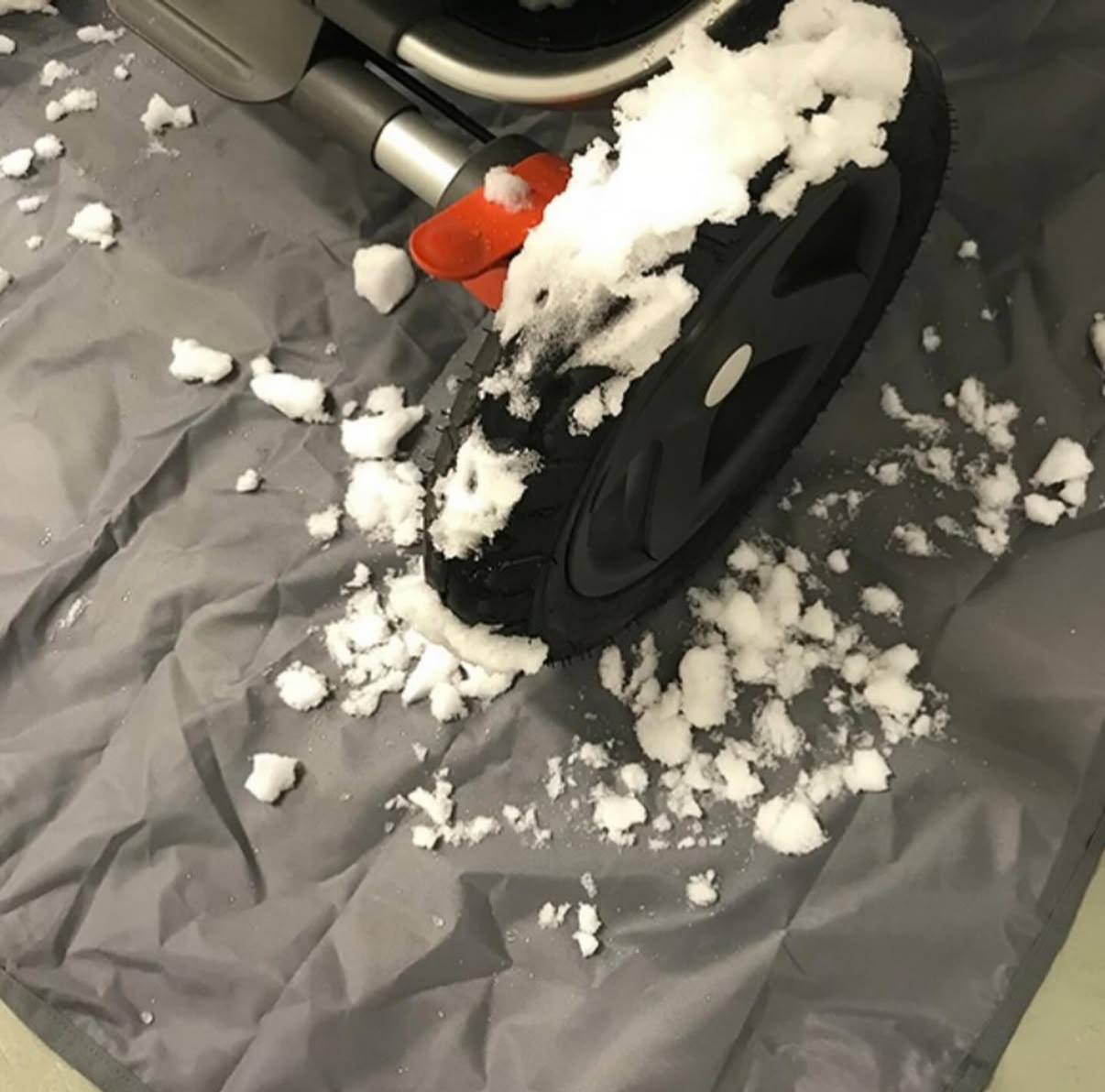 Grindų apsauga 120 × 145 cm – juoda - Image 5