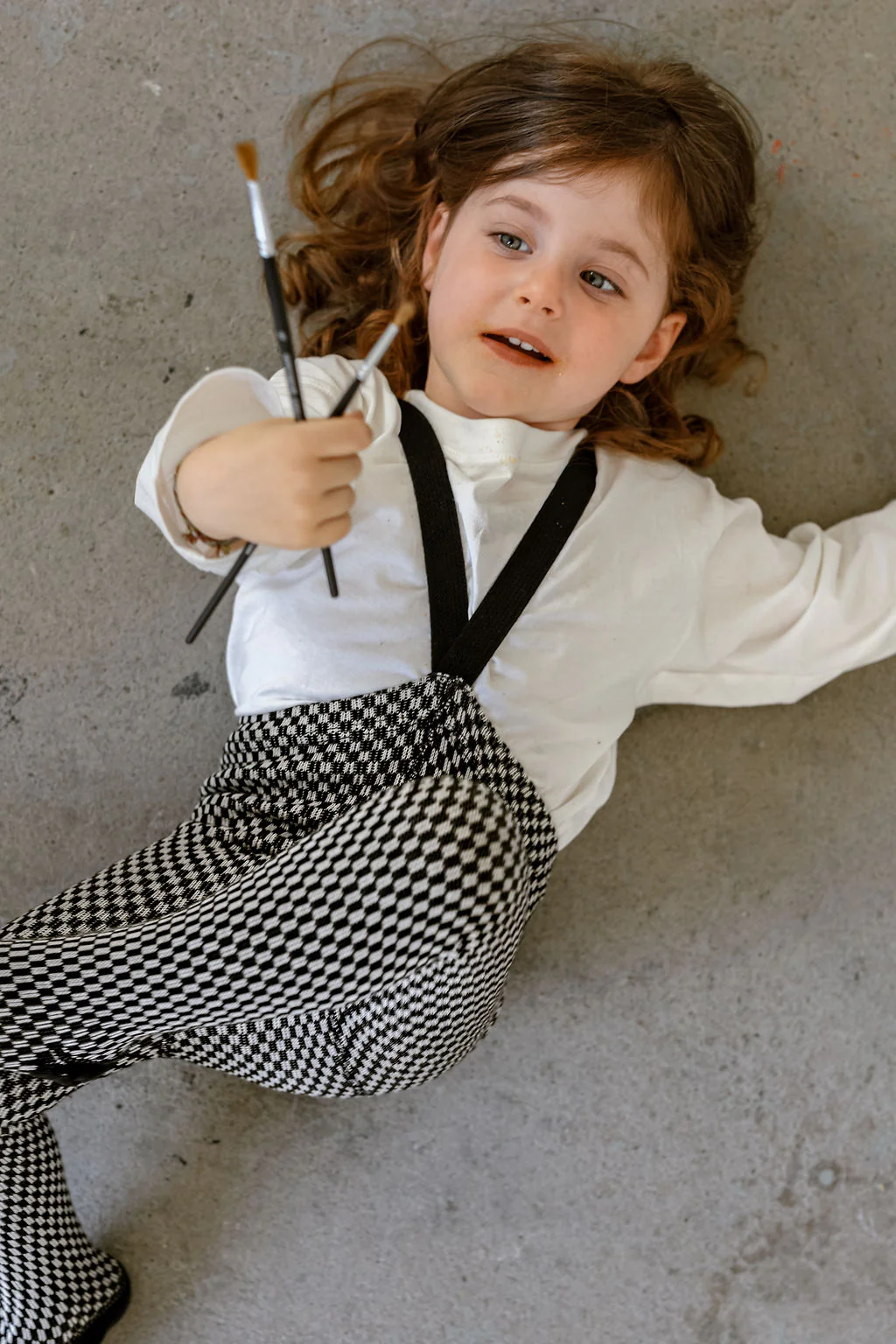 Silly Silas „Footed Black x White Checked“ pėdkelnės-kojinės su petnešėlėmis - Image 7