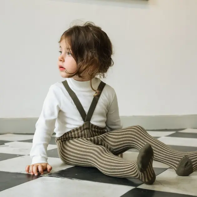 Silly Silas „Footed Special Seaweed × Peanut Striped“ - pėdkelnės-kojinės su petnešėlėmis