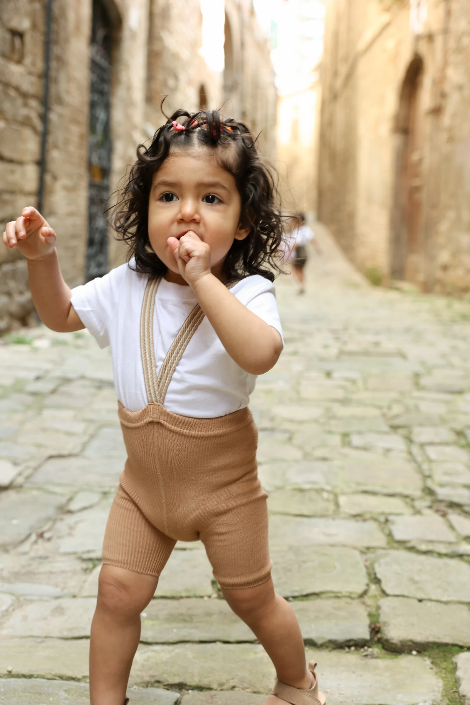Silly Silas - Shorty light brown striped